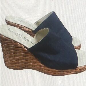 Jonathan Martin Wedge Sandal Size 8